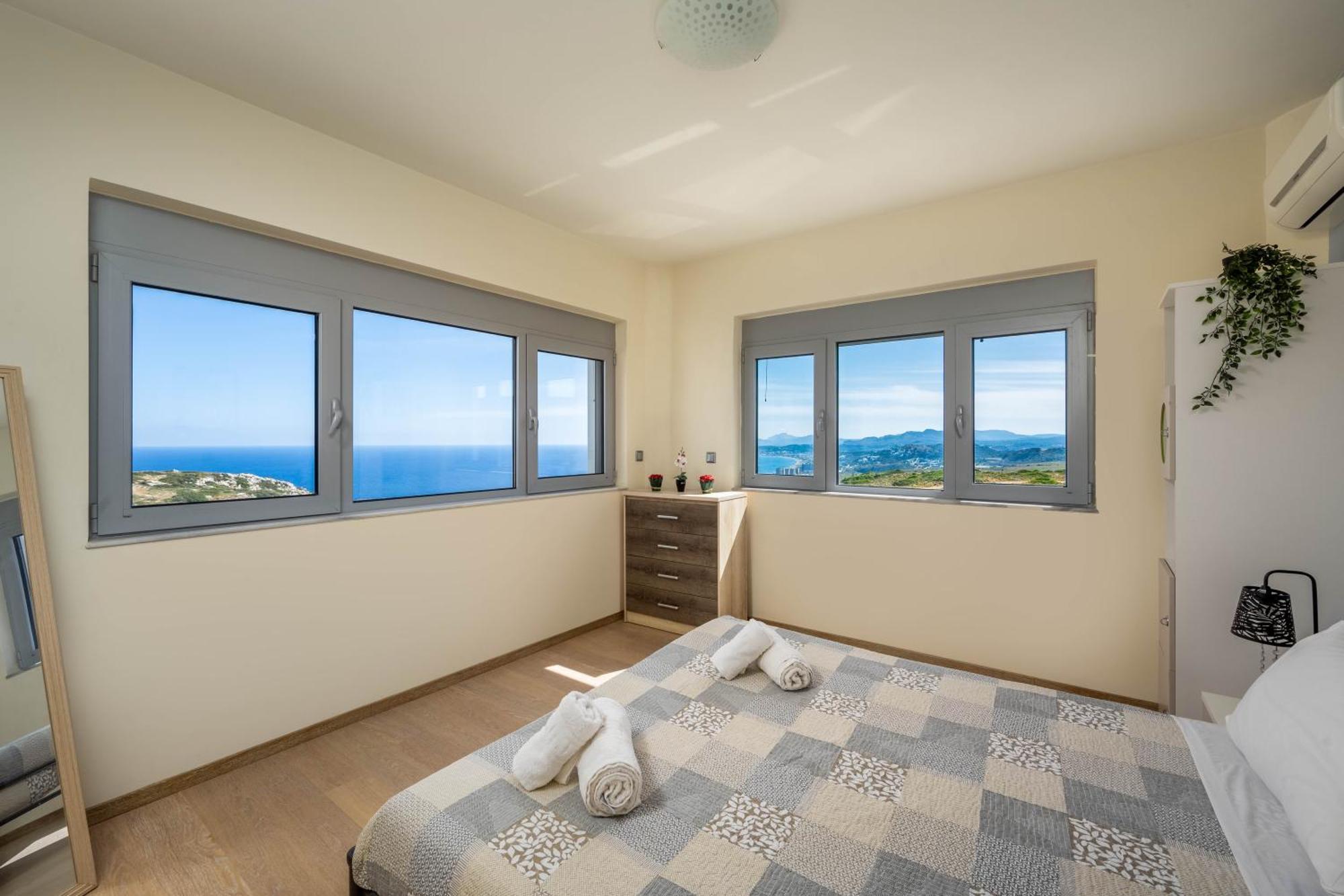 Villa Zafira - Seaview Manor With Heated Pool Kallithéa Dış mekan fotoğraf